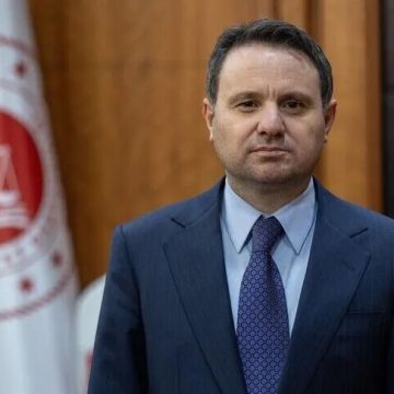العدل التركية تطلب إصدار “نشرة حمراء” بحق نتنياهو بتهمة ارتكاب “إبادة جماعية”