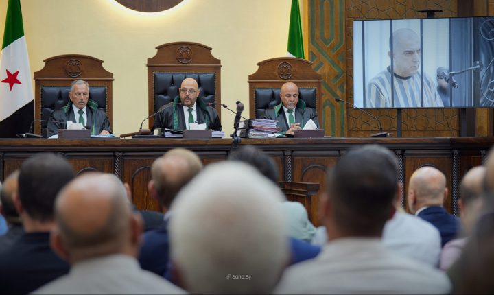 الحكم بإعدام بشار الأسد وعاطف نجيب و7 مجرمين فارين