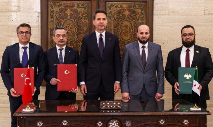 تركيا وسوريا توقعان مذكرة لتطوير الشراكة الاستراتيجية في التعدين