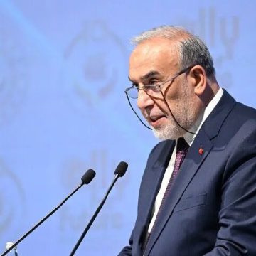 نائب وزير الخارجية التركي يعقد لقاءات ثنائية في جدة
