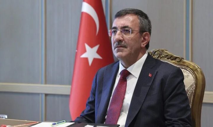نائب رئيس الجمهورية التركية: نتوقع انخفاض التضخم إلى 28 بالمئة نهاية العام