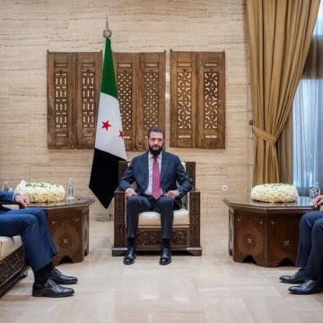 الشرع وفيدان يبحثان في دمشقَ تعزيز العلاقات بين سوريا وتركيا