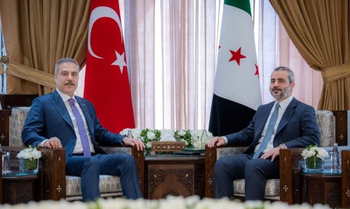 فيدان و الشيباني يبحثان آخر التطورات الإقليمية وسبل مواصلة التنسيق المشترك
