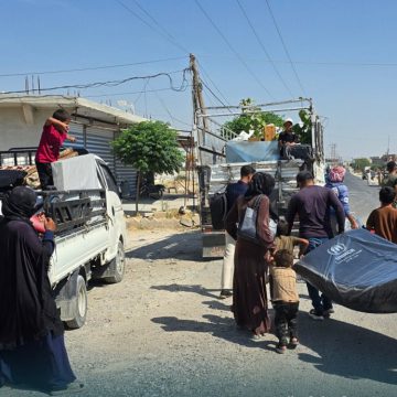 انطلاق قافلة جديدة تضم 90 عائلة من مخيمات جرابلس إلى مناطقهم الأصلية بريف حلب