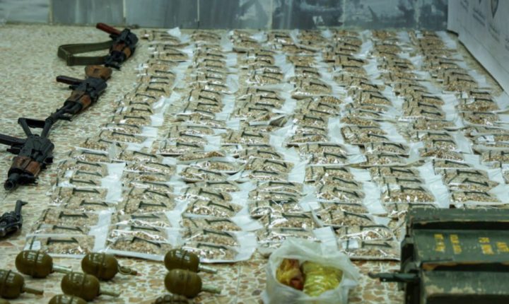إحباط محاولة تهريب 206 آلاف حبة كبتاغون في منطقة النبك